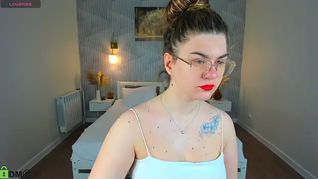 zoe j0y online show from March 13, 2:46 am