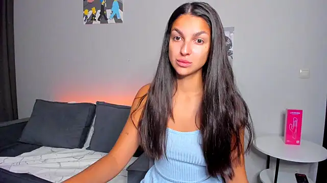 AngelGabe online show from May 11, 9:11 am