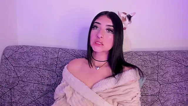 Kattengel  online show from June 18, 10:58 pm