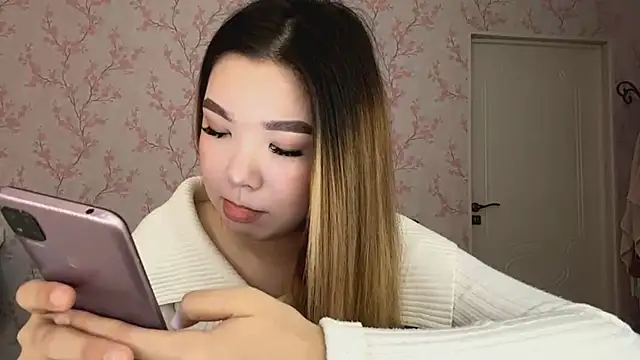 Elina Mottel online show from March 13, 10:49 am