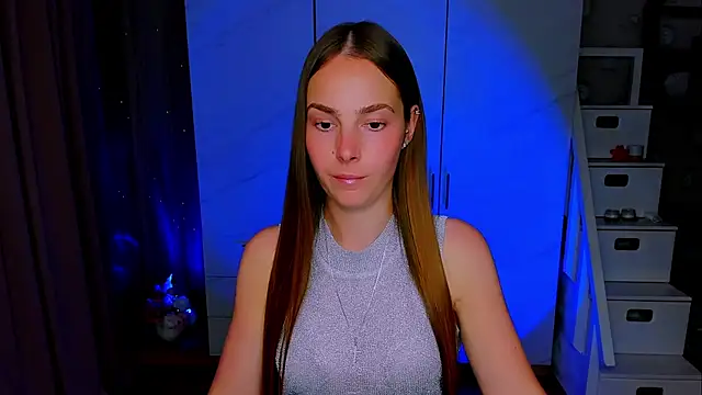 Maddy Wood  online show from July 22, 4:52 pm