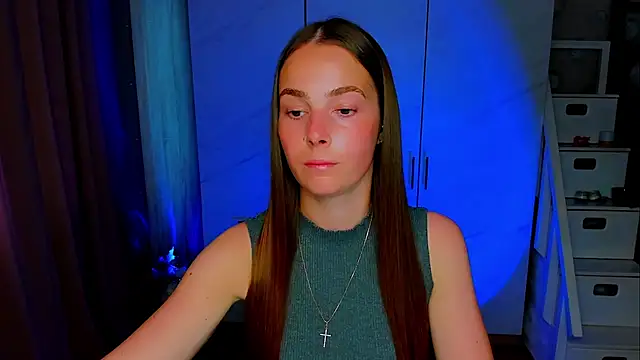 Maddy Wood  online show from July 12, 5:14 pm