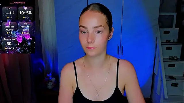 Maddy Wood  online show from July 2, 9:15 am