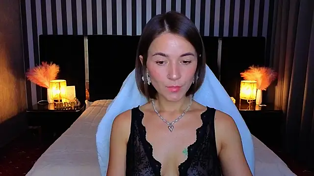 GracefulMichelle online show from July 7, 7:05 pm