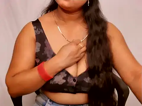 YOUR URVI  online show from March 14, 5:58 pm