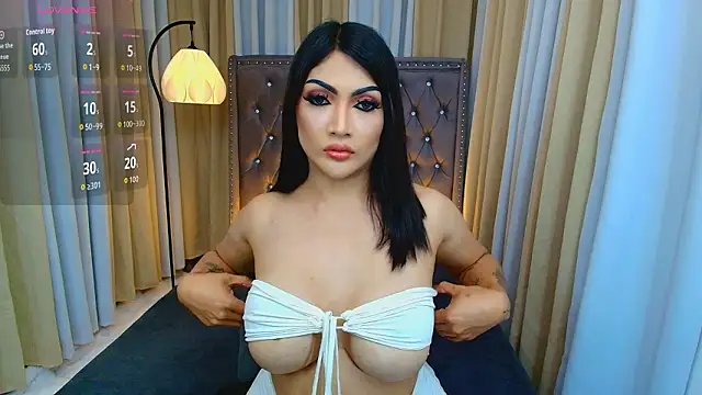 Laureen Hilton online show from February 26, 1:32 pm