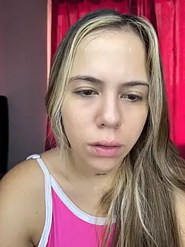 estefasinclair online show from May 1, 6:44 pm