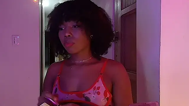 Lunaruiz online show from March 19, 12:26 am