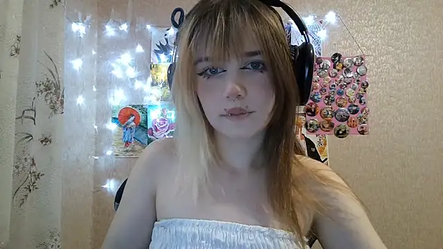 MilaTyan online show from July 27, 4:15 pm