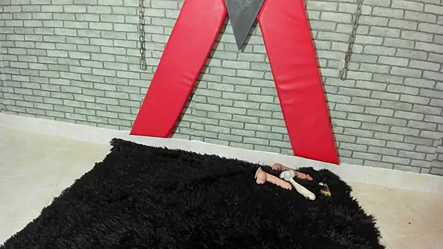 hillary bigbutt online show from July 6, 11:04 am