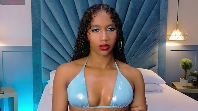 Chloe-Rose- online show from June 9, 6:13 am