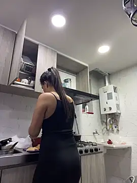 I Samanthaa online show from June 20, 3:54 am
