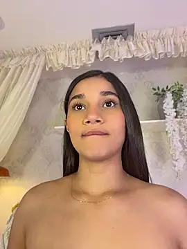 AlessiaVallmont online show from July 2, 10:05 pm