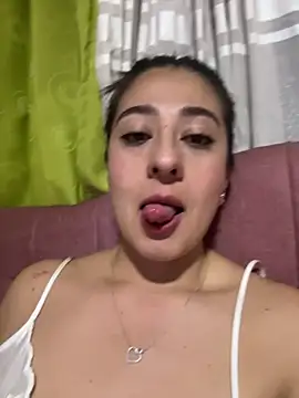 miiaa love online show from March 7, 2:51 am