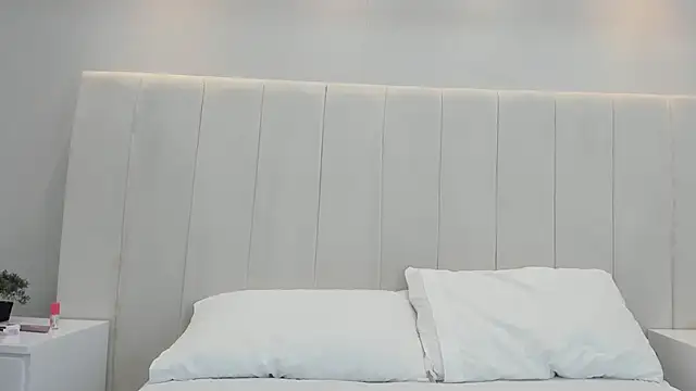 violetta cutest  online show from March 18, 11:37 am