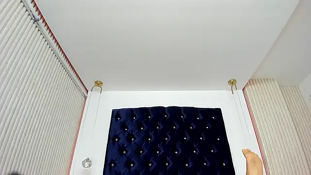 MaddyWright online show from March 9, 12:19 pm