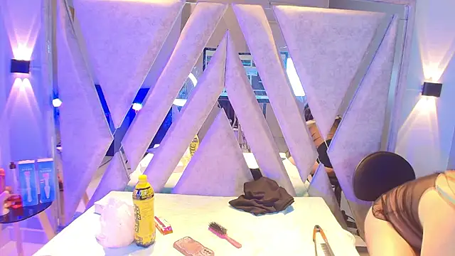  Mishell22 online show from March 13, 2:40 pm