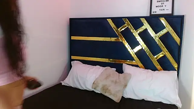 BabyValen69 online show from February 20, 1:23 pm