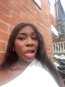 ZarahFerreira online show from February 22, 9:05 pm