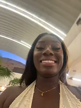 ZarahFerreira online show from June 27, 11:33 pm