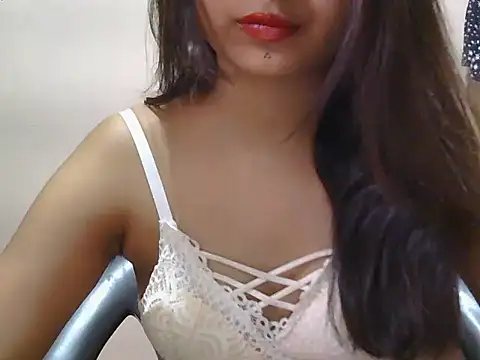 sassy slut 69 online show from April 21, 12:01 pm