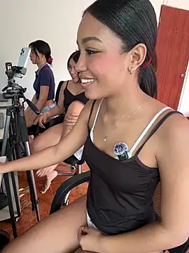 kali rousse online show from February 27, 1:33 pm