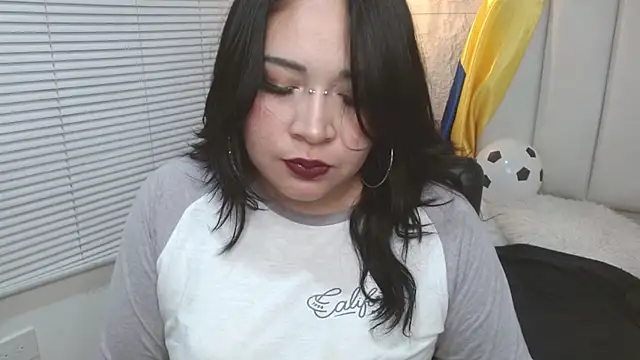 jackie tk online show from June 25, 7:48 pm