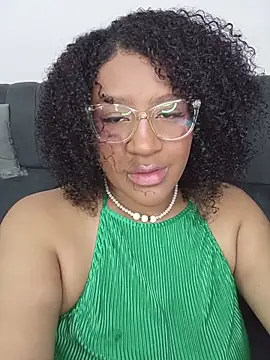 gigiblue89 online show from August 2, 9:34 am