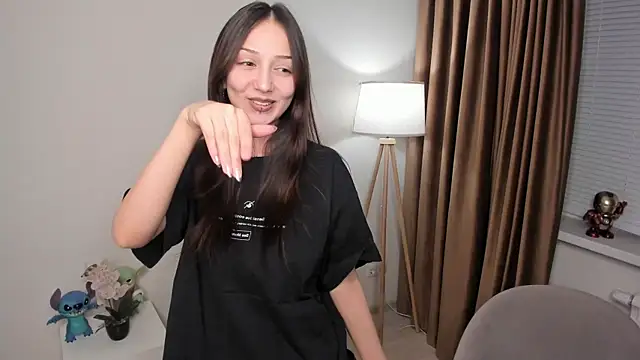 littleevilon online show from March 25, 8:56 pm