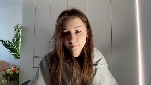 monnymoonn online show from March 16, 7:23 am