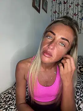 ScarlettGold  online show from March 13, 12:06 pm