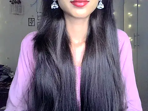 SIKSHA SINGH online show from May 26, 7:57 pm