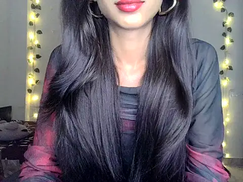 SIKSHA SINGH online show from June 10, 9:13 pm