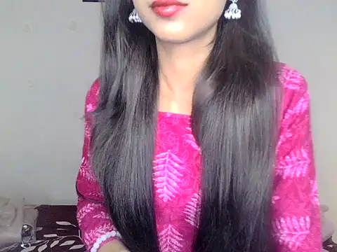 SIKSHA SINGH online show from April 28, 7:07 pm