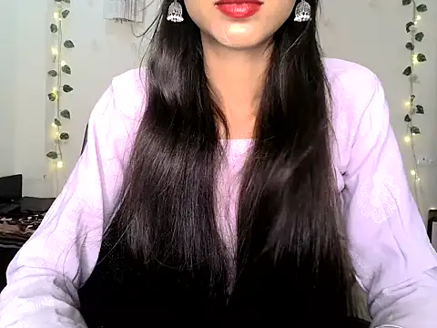 SIKSHA SINGH online show from July 22, 8:54 pm