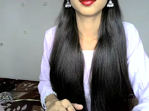 SIKSHA SINGH online show from May 19, 6:59 pm