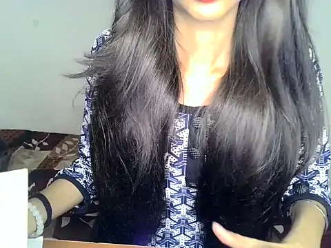 SIKSHA SINGH online show from June 3, 8:14 pm