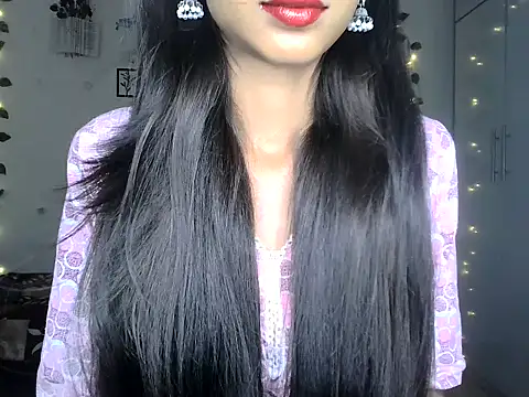 SIKSHA SINGH online show from May 31, 2:12 pm