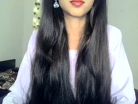 SIKSHA SINGH online show from May 14, 5:52 pm