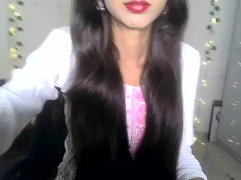 SIKSHA SINGH online show from July 26, 5:26 am