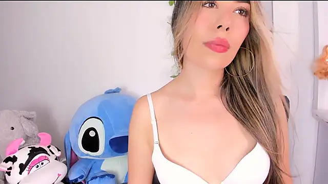 Ariana-Cobos online show from July 15, 9:41 pm