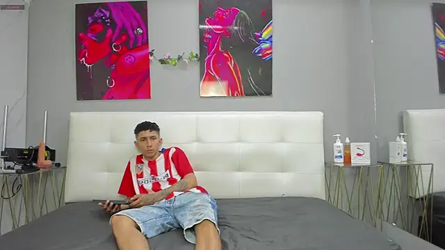 ahsly78Bryan online show from June 25, 8:21 pm