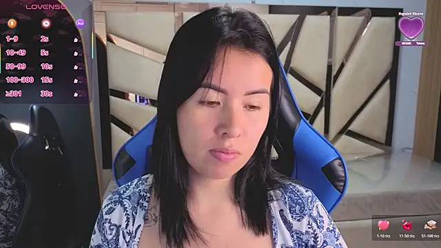Kylia a online show from July 16, 1:37 pm