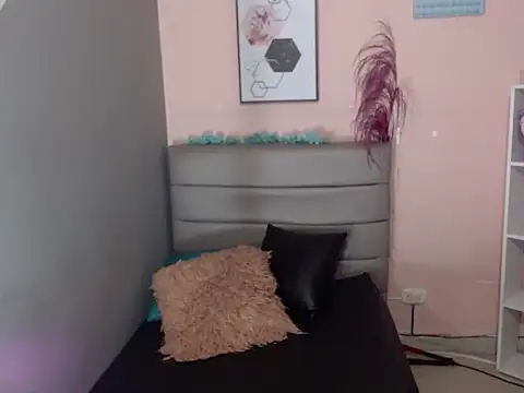 carlitasmirtrs707 online show from February 23, 3:18 am