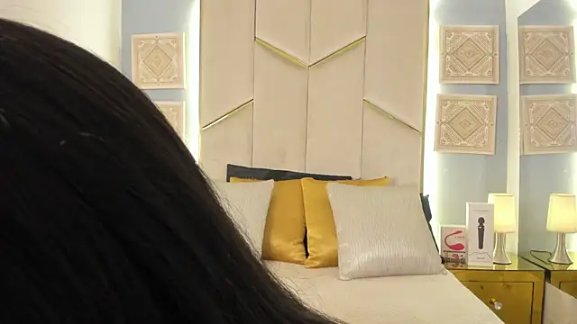 KarinaaCoxx online show from July 11, 1:11 pm