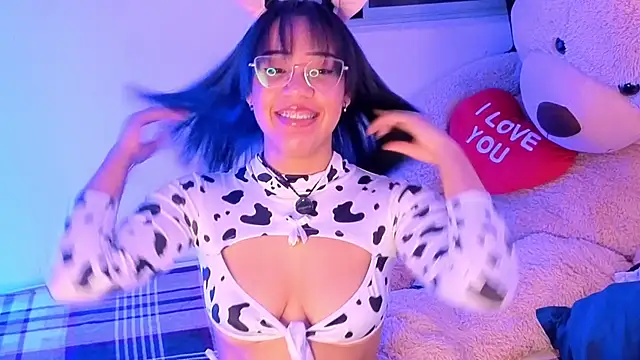 AriaKyle online show from May 24, 3:49 am