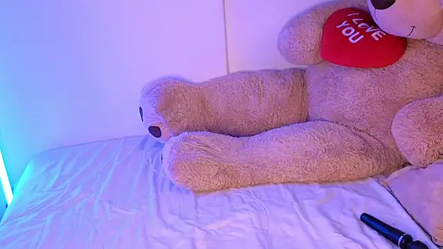 AriaKyle online show from May 9, 3:08 am