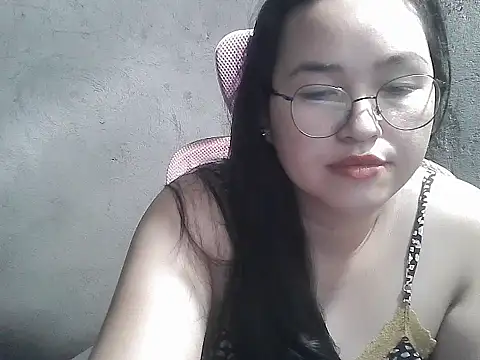wildchinita00 online show from July 9, 11:17 pm