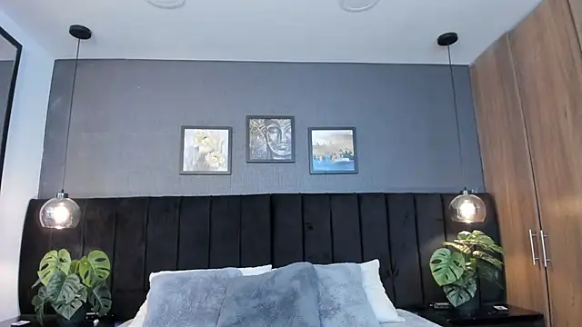 Bianca Monroe  online show from July 8, 8:33 pm