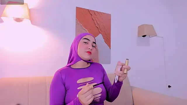 Malika Noor online show from July 3, 2:34 pm